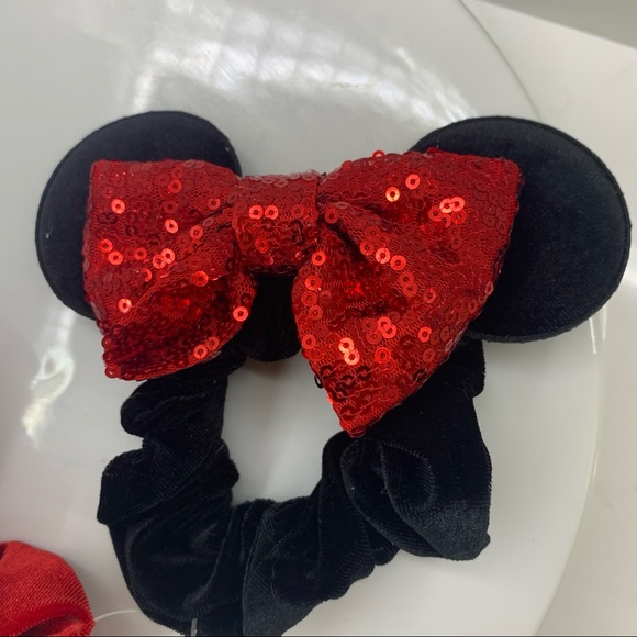 Two velvet oversized hair scrunchies with mouse ears and sequined bows black/red - Picture 3 of 3